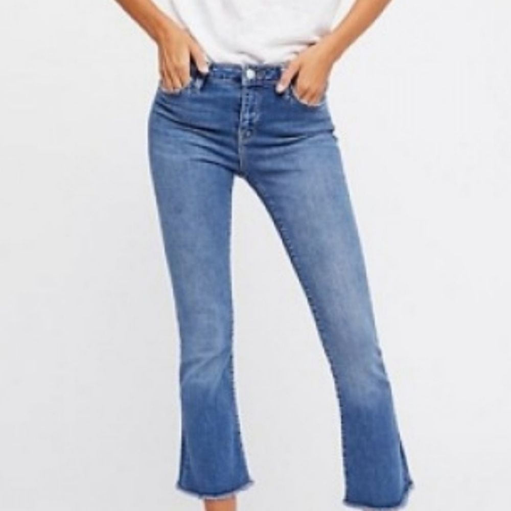 ❤️ FREE PEOPLE HIGH RISE CROP FLARE RAW HEM JEANS, 6 (28)